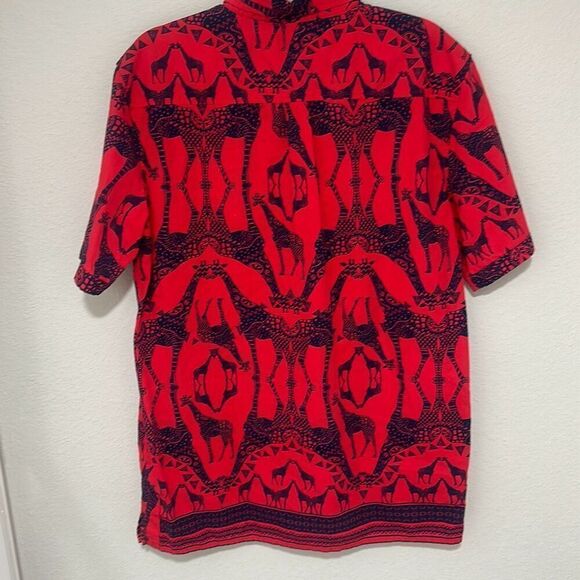 LRG Mens Red Tribal Giraffe Print Short Sleeve Button Up Shirt Size Large - Picture 5 of 6